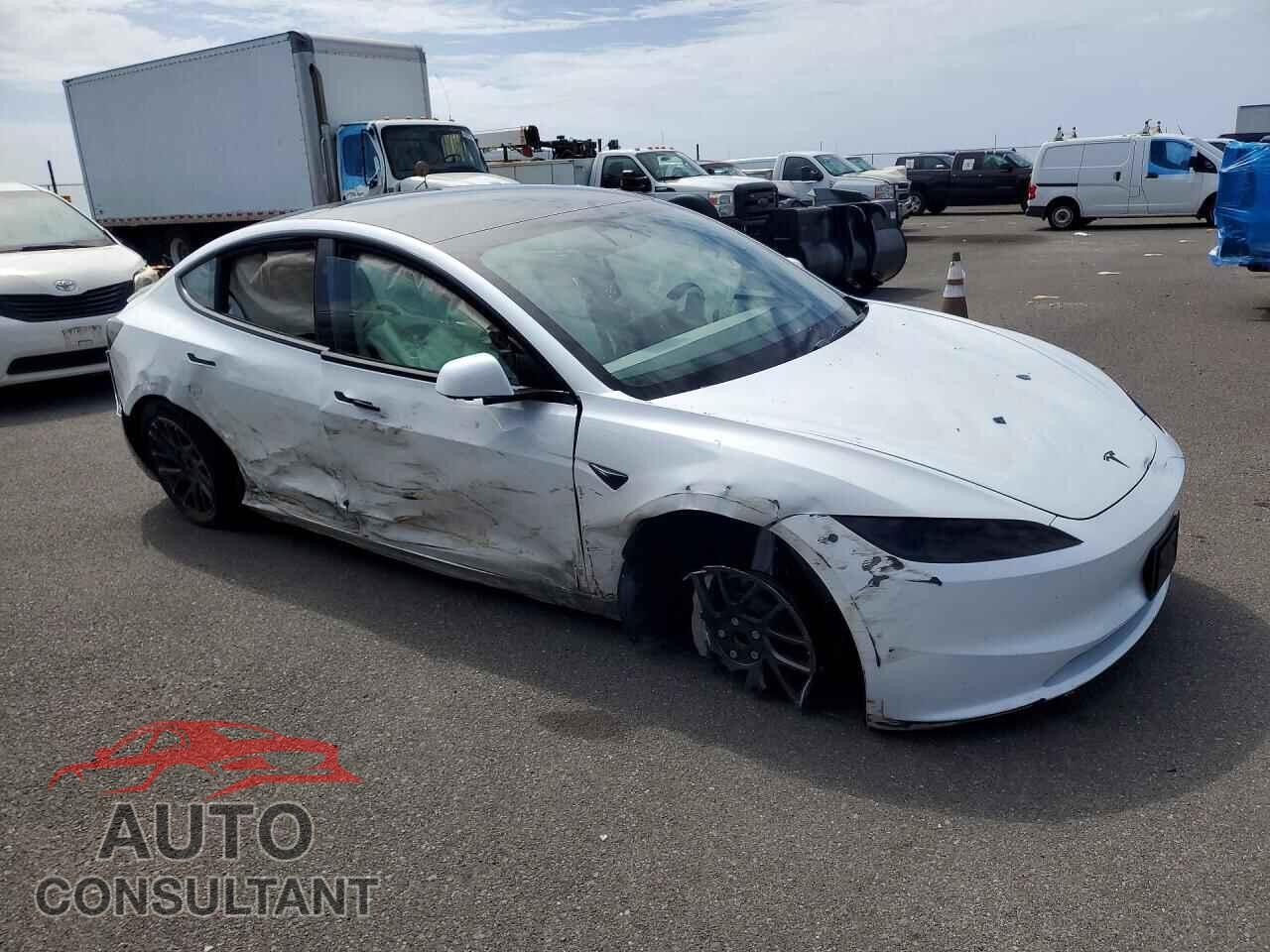 TESLA MODEL 3 2026 - 5YJ3E1EA9TF134792