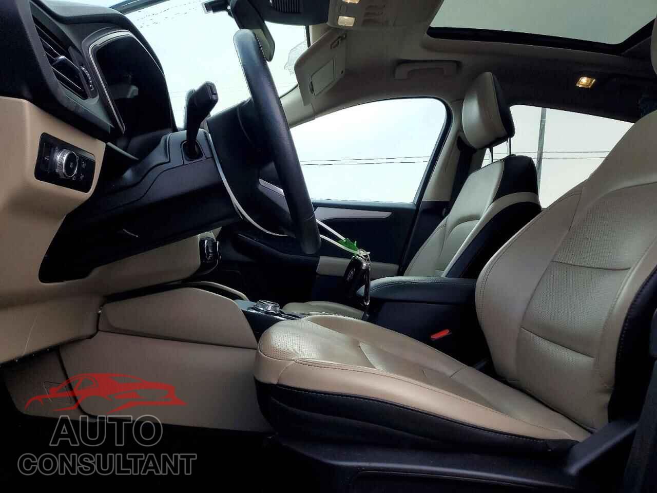 FORD ESCAPE 2020 - 1FMCU0H68LUA23223