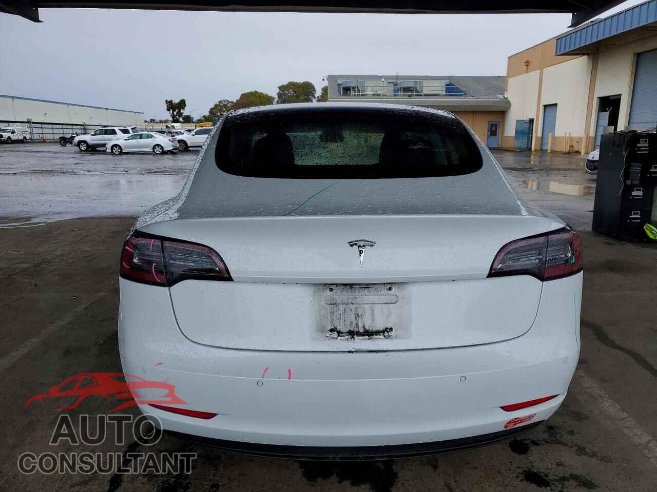 TESLA MODEL 3 2018 - 5YJ3E1EA9JF060500