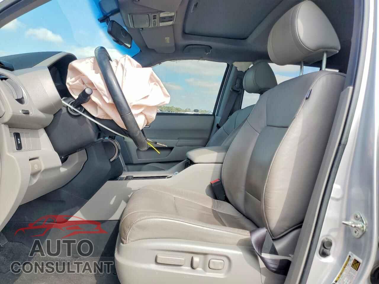 HONDA PILOT 2012 - 5FNYF3H55CB027915