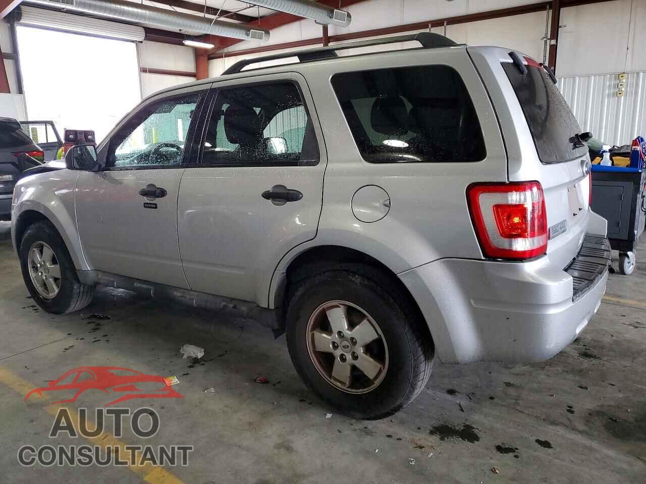 FORD ESCAPE 2011 - 1FMCU9D70BKB98952