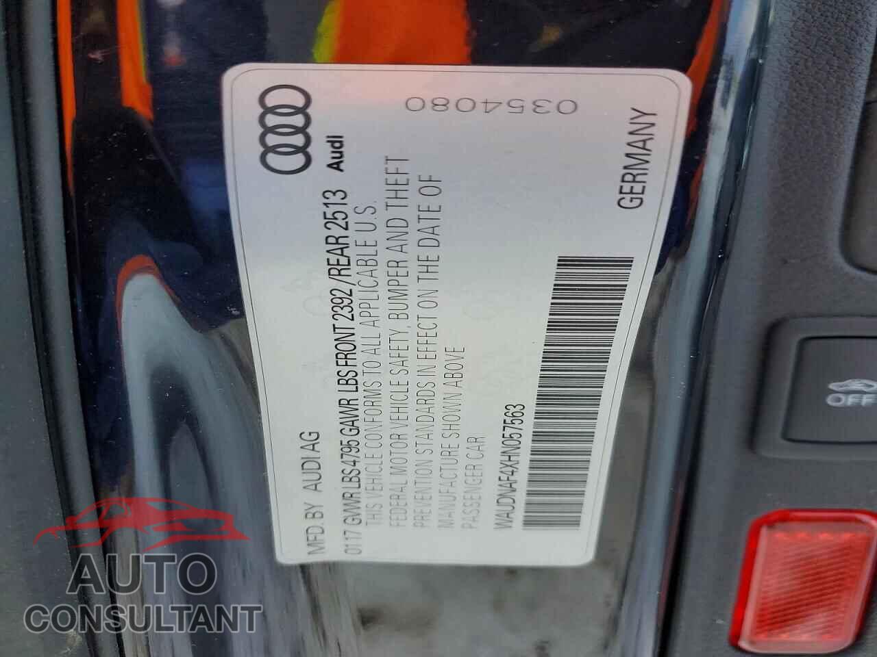 AUDI A4 2017 - WAUDNAF4XHN057563
