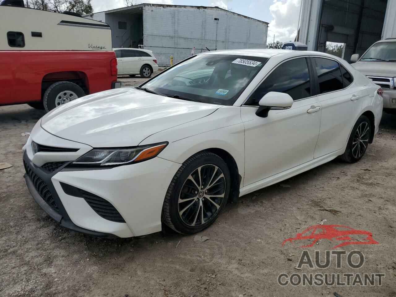 TOYOTA CAMRY 2018 - JTNB11HK0J3017233