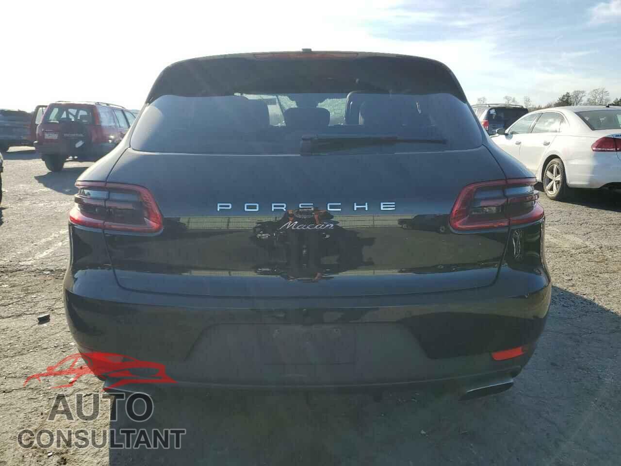 PORSCHE MACAN 2018 - WP1AA2A58JLB16536
