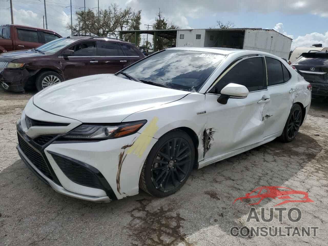 TOYOTA CAMRY 2021 - 4T1K31AK9MU556713