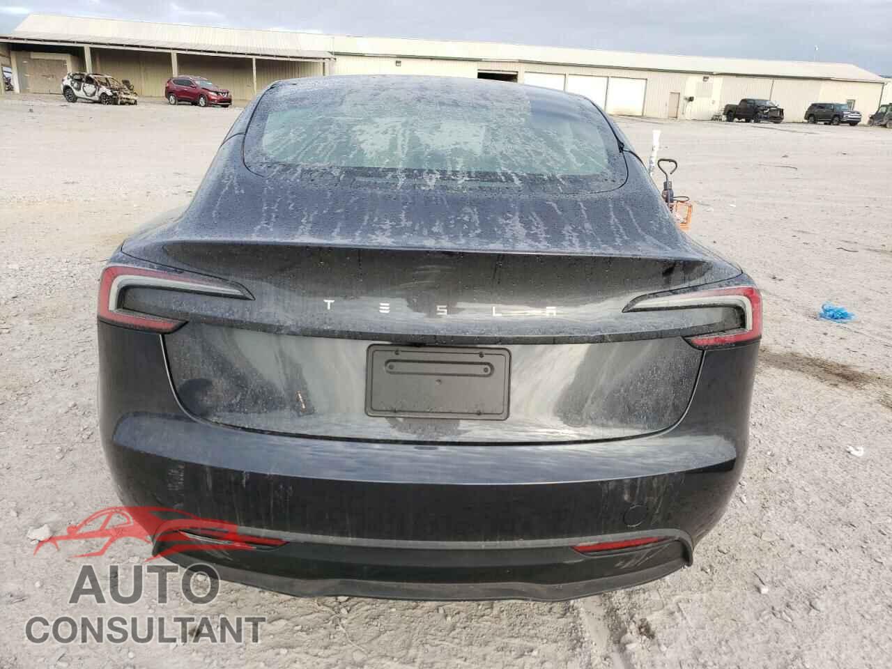 TESLA MODEL 3 2024 - 5YJ3E1EA2RF834825