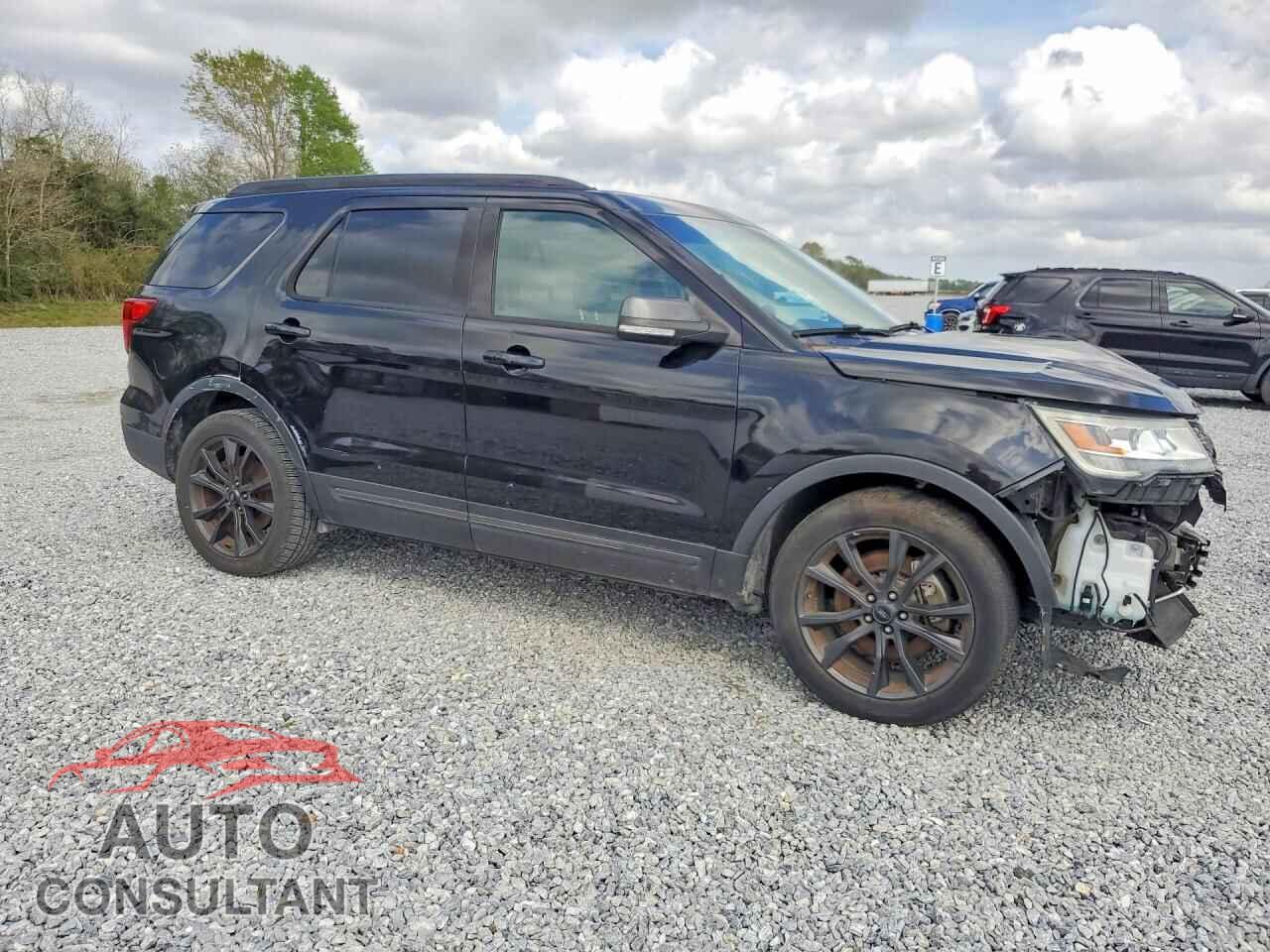 FORD EXPLORER 2017 - 1FM5K7D83HGA10948