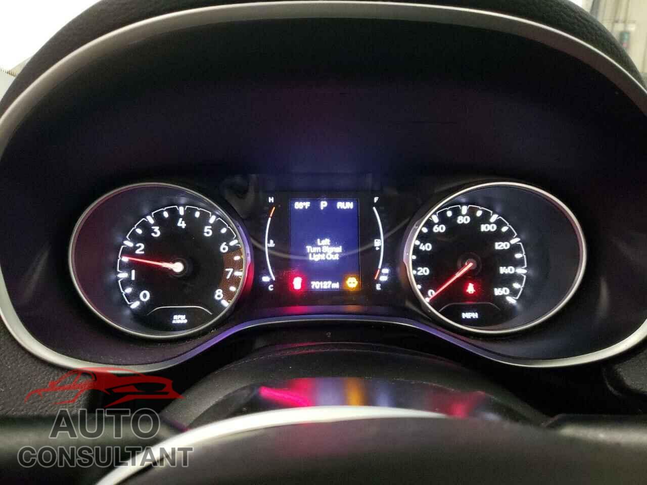 JEEP COMPASS 2018 - 3C4NJDBB2JT418332
