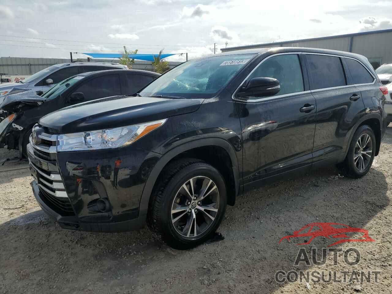 TOYOTA HIGHLANDER 2019 - 5TDZARFHXKS044609