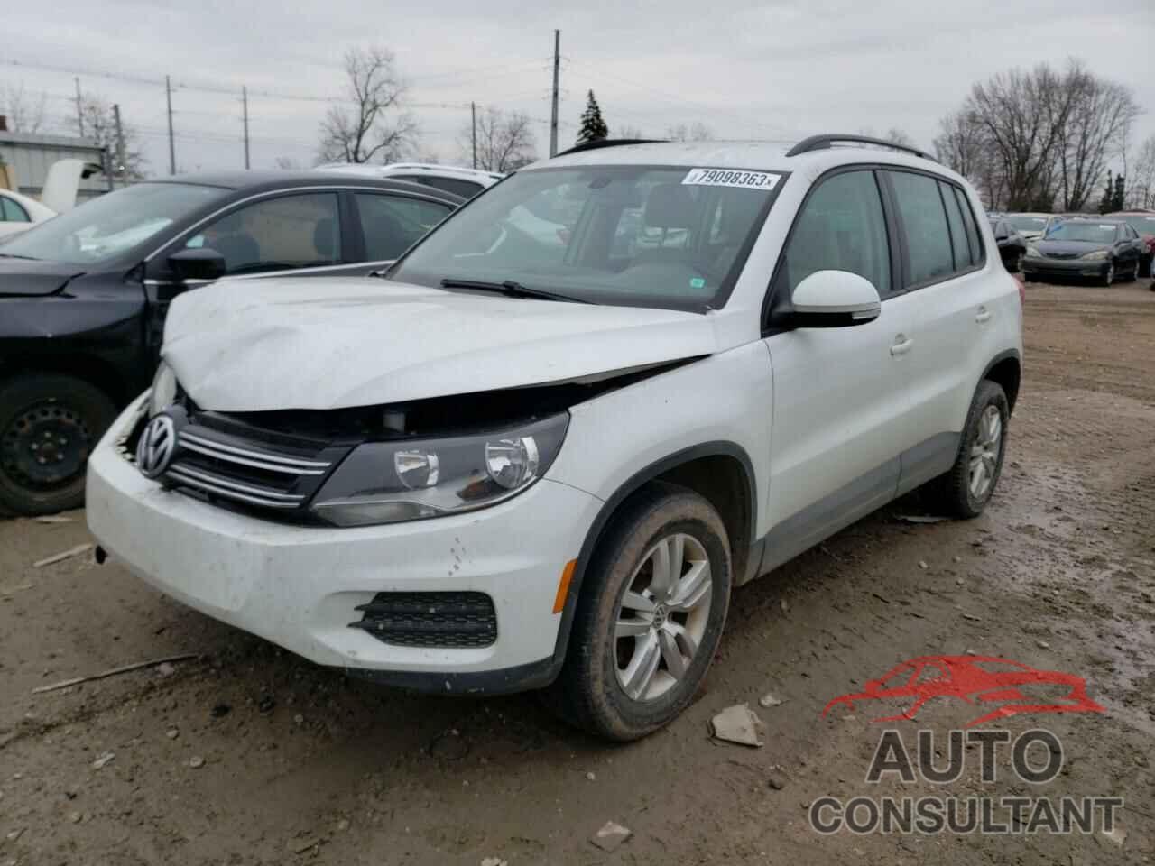 VOLKSWAGEN TIGUAN 2017 - WVGBV7AX9HK021763