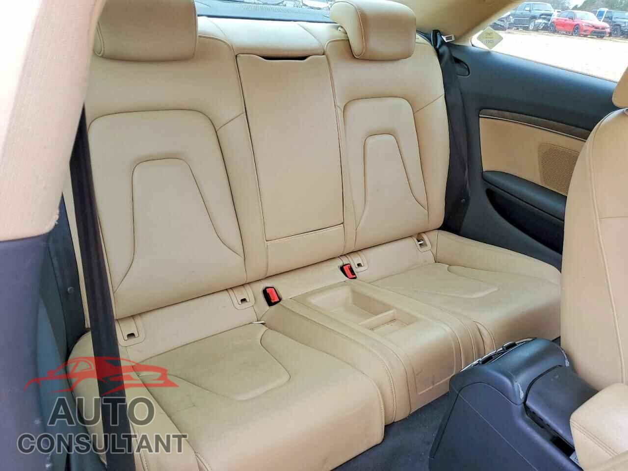 AUDI A5 2015 - WAUCFAFR9FA001106
