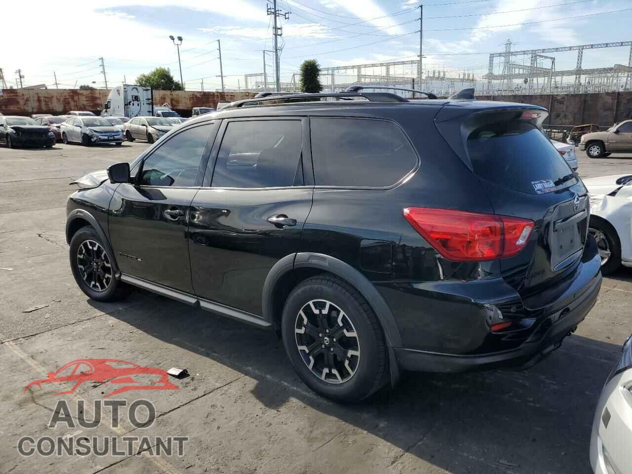 NISSAN PATHFINDER 2020 - 5N1DR2CM4LC627025