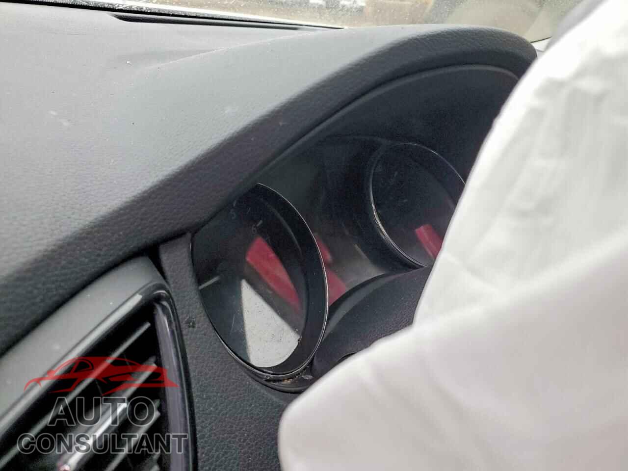 NISSAN ROGUE 2019 - 5N1AT2MT8KC815524