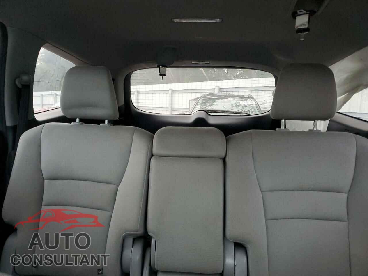 HONDA PILOT 2017 - 5FNYF5H36HB030453