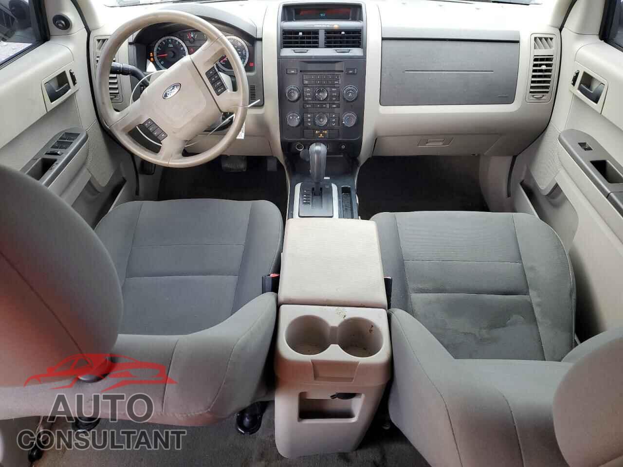 FORD ESCAPE 2011 - 1FMCU0C78BKC60109