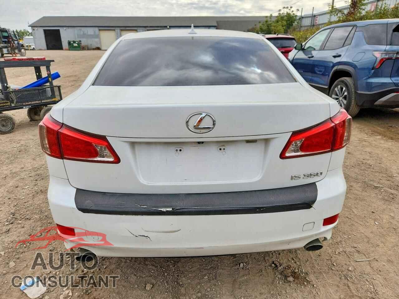 LEXUS IS 2012 - JTHBE5C21C5029890