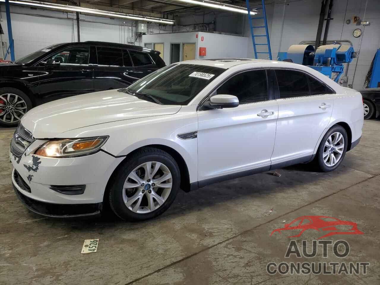 FORD TAURUS 2011 - 1FAHP2EW0BG189062