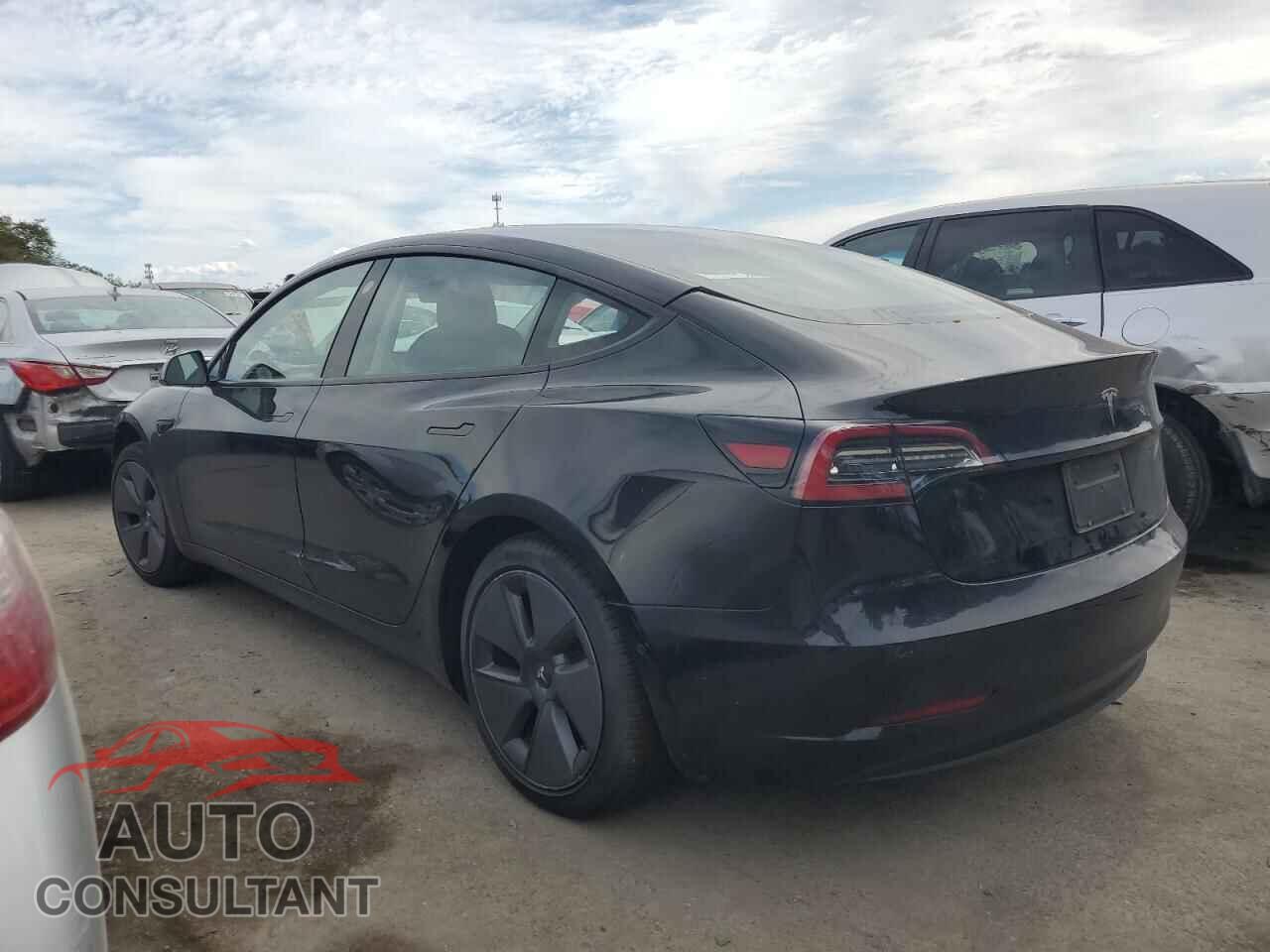 TESLA MODEL 3 2021 - 5YJ3E1EAXMF907075