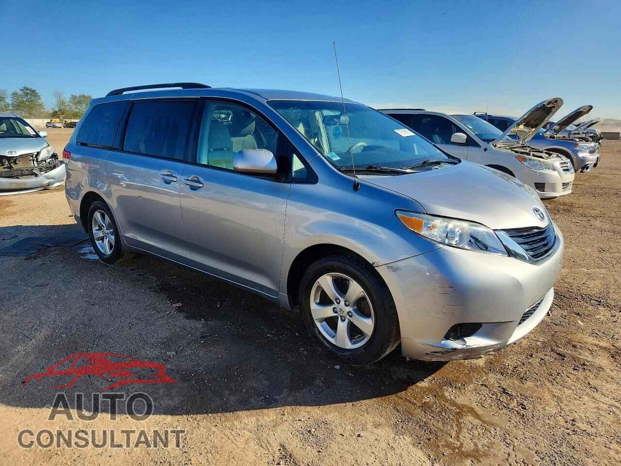 TOYOTA SIENNA 2013 - 5TDKK3DC8DS291889