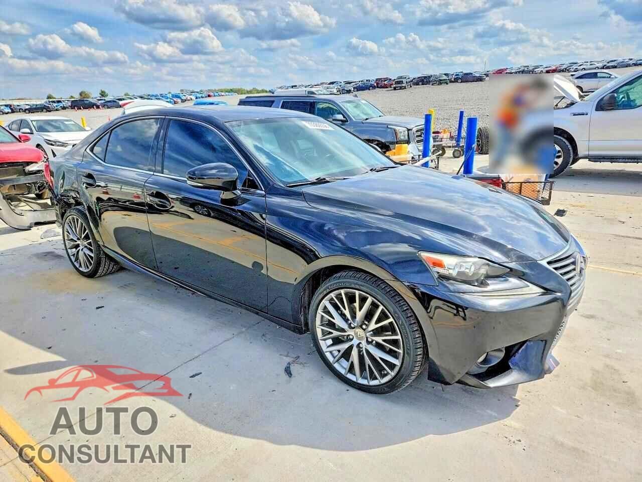 LEXUS IS 2014 - JTHCF1D22E5011975