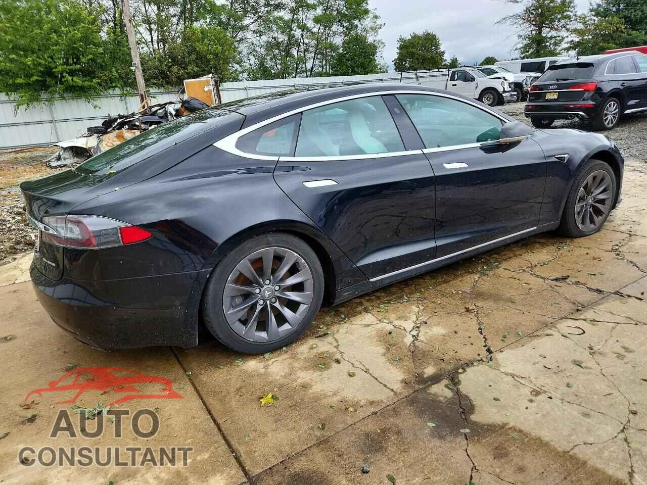 TESLA MODEL S 2020 - 5YJSA1E28LF359785
