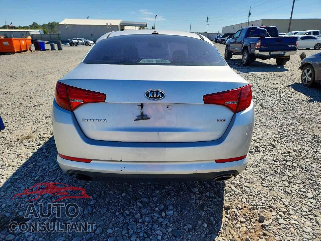 KIA OPTIMA 2011 - KNAGM4A78B5120539