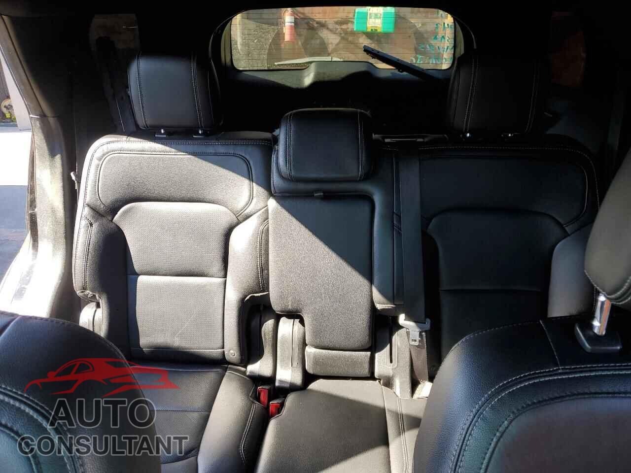 FORD EXPLORER 2018 - 1FM5K7F83JGA70067