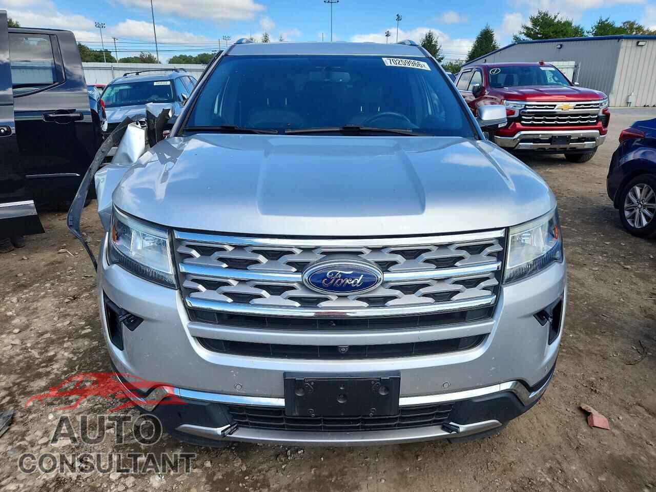 FORD EXPLORER 2018 - 1FM5K7F84JGA16244
