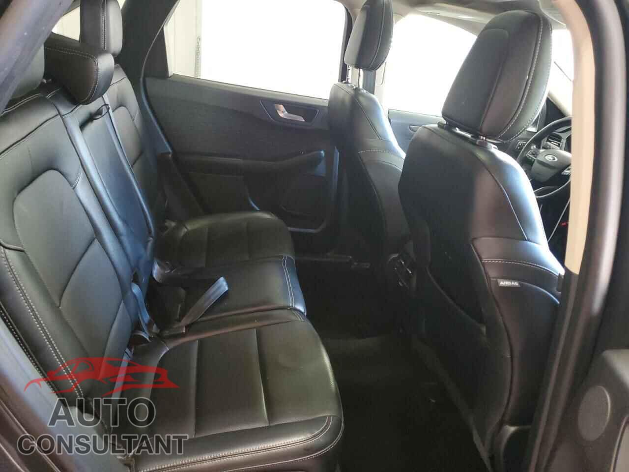 FORD ESCAPE 2020 - 1FMCU9J94LUA22305