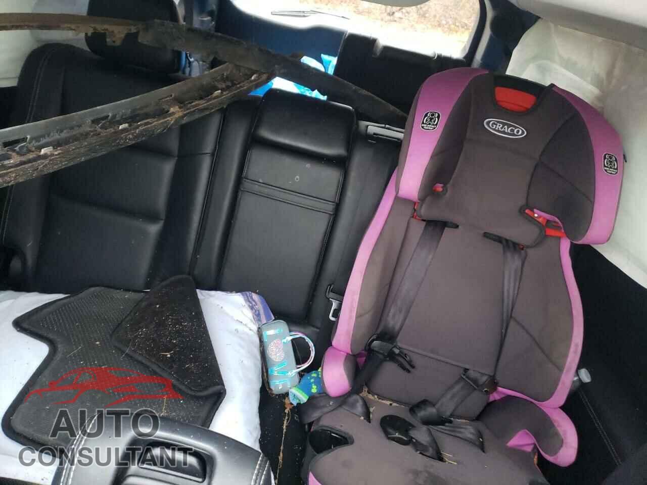 DODGE DURANGO 2018 - 1C4RDJEG1JC490360