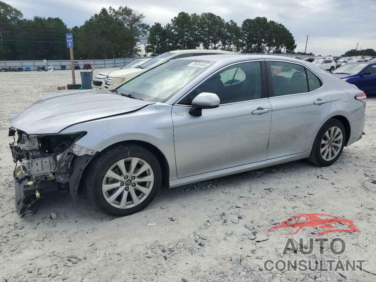 TOYOTA CAMRY 2018 - 4T1B11HK9JU647472