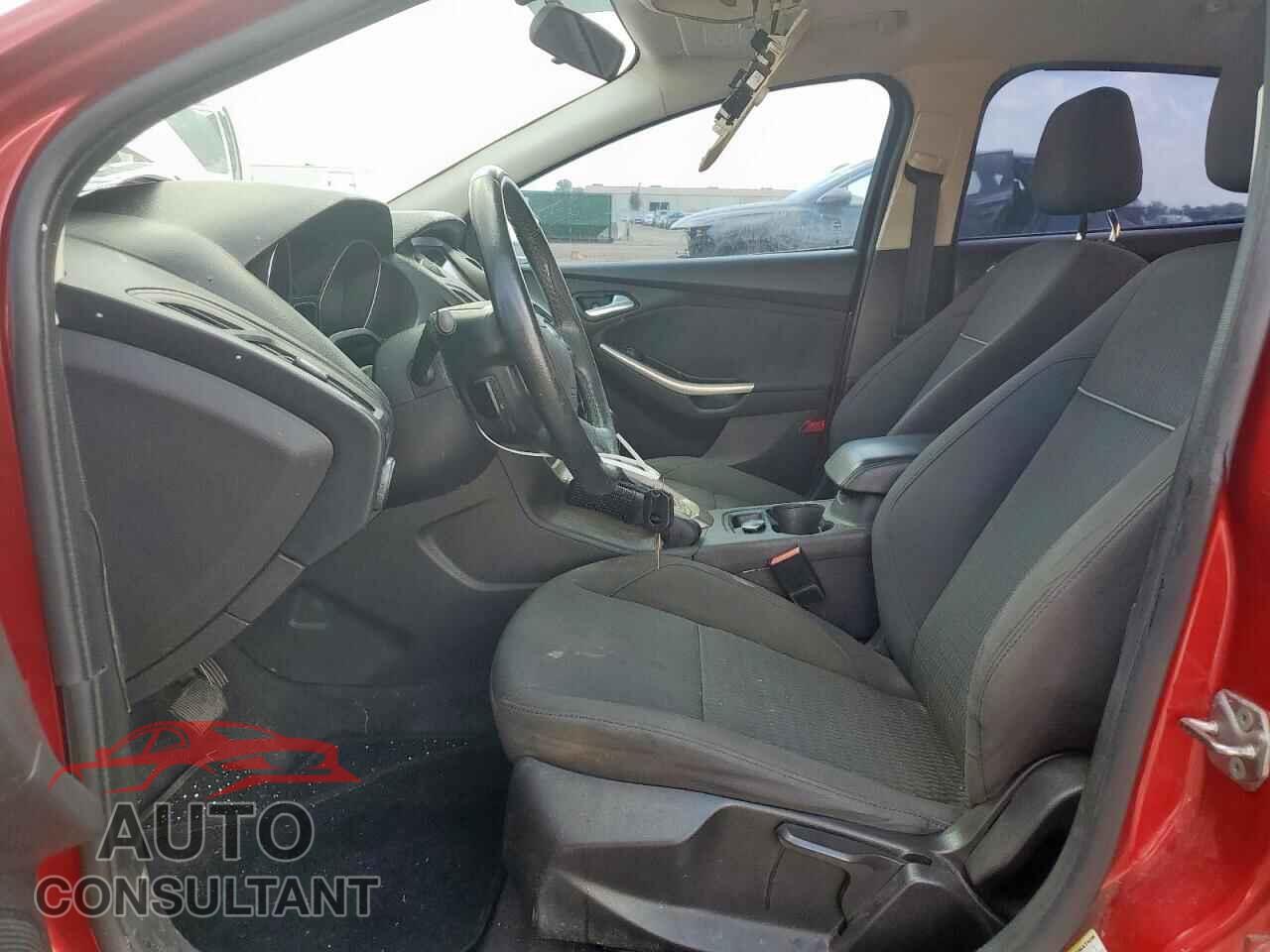 FORD FOCUS 2012 - 1FAHP3H2XCL303253