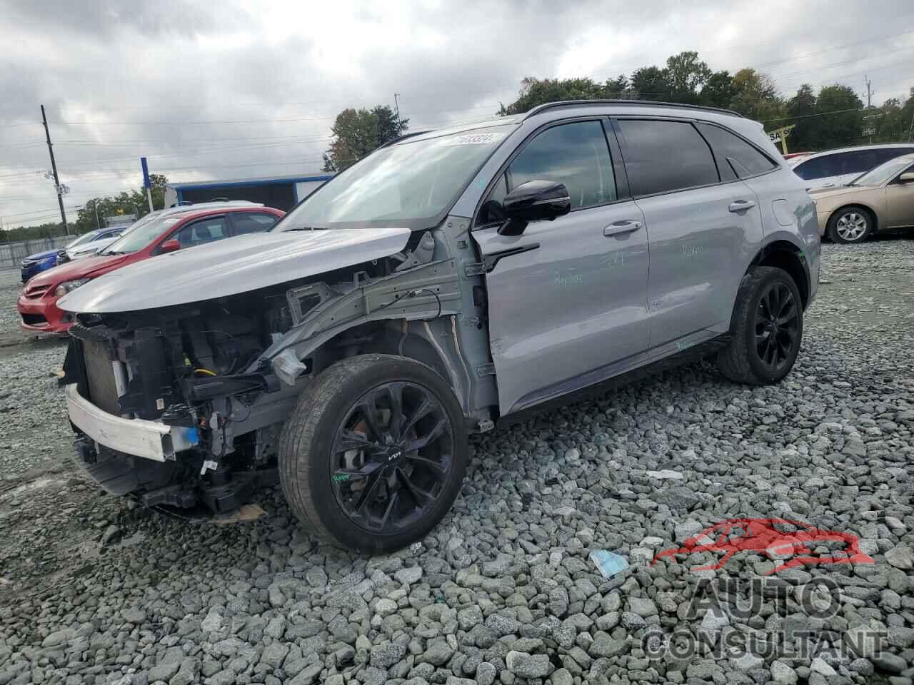 KIA SORENTO 2023 - 5XYRKDLF0PG228528