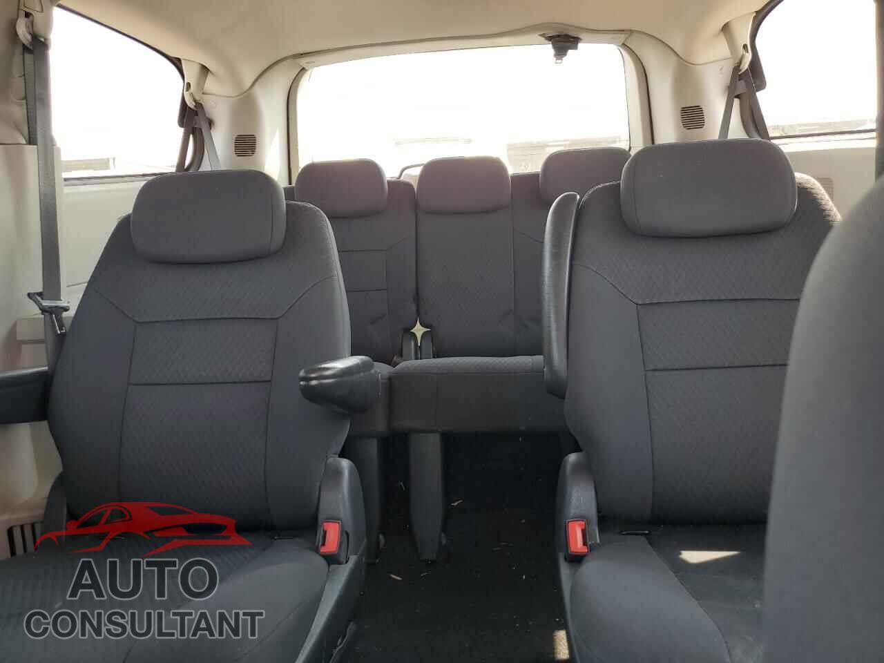 DODGE CARAVAN 2010 - 2D4RN5D11AR467155