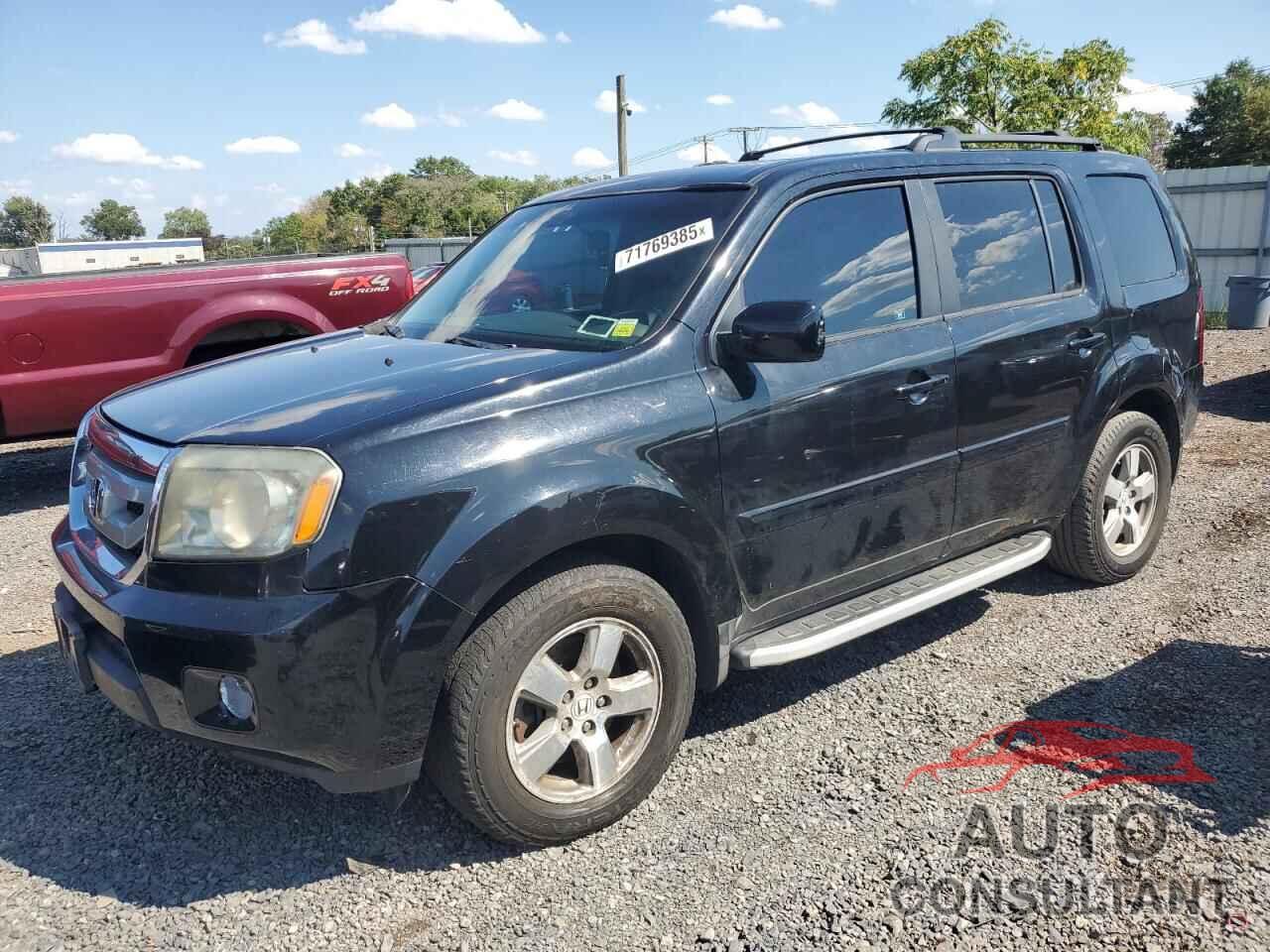 HONDA PILOT 2011 - 5FNYF4H41BB015918