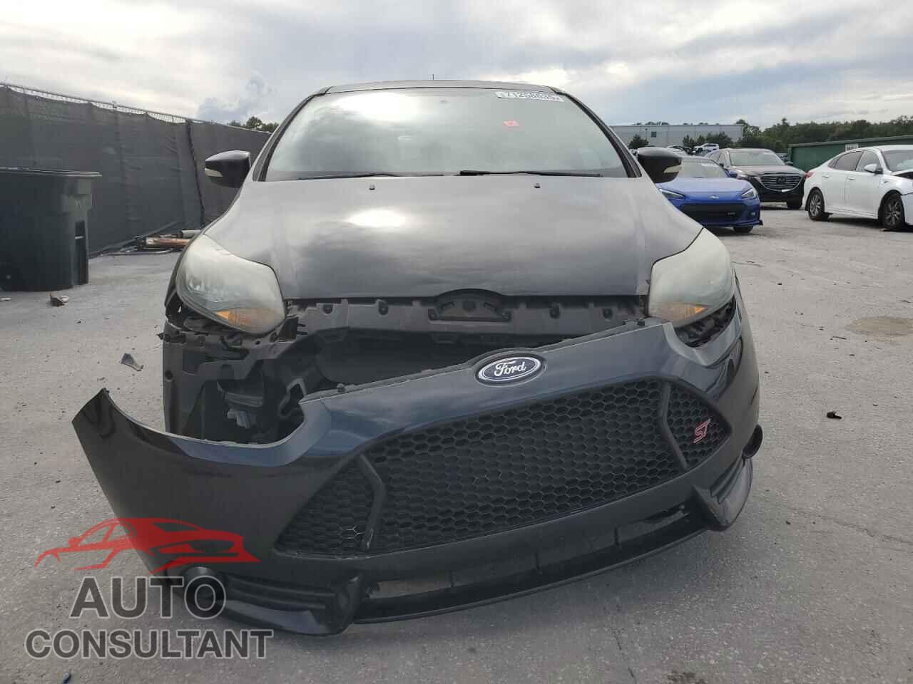 FORD FOCUS 2013 - 1FADP3L94DL172194