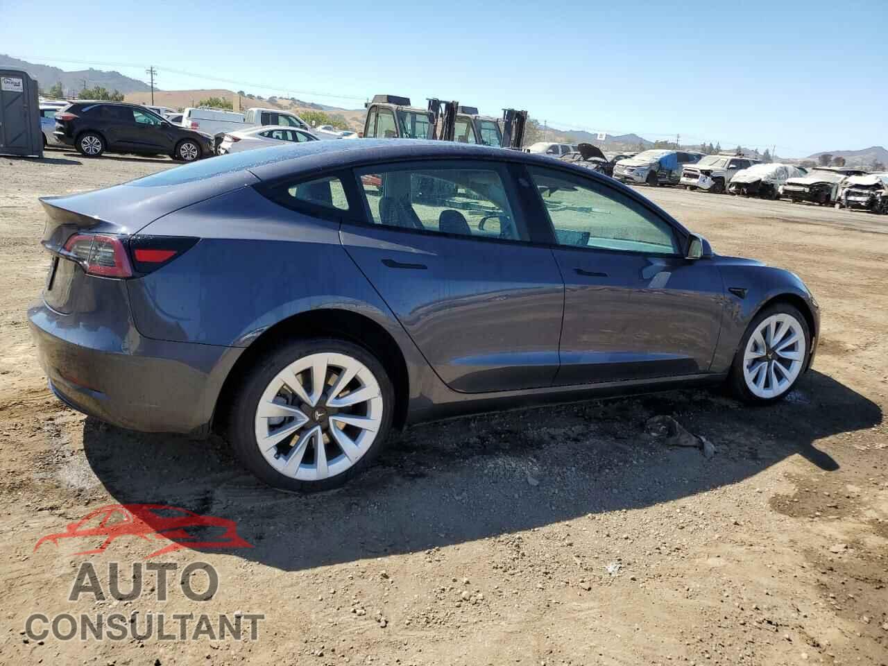 TESLA MODEL 3 2023 - 5YJ3E1EA4PF451868