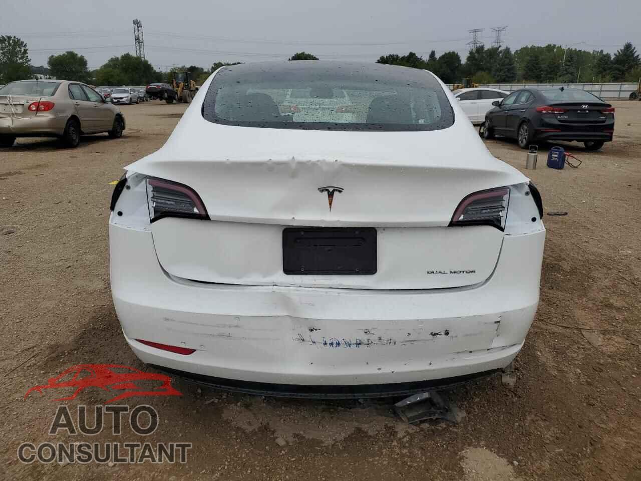 TESLA MODEL 3 2018 - 5YJ3E1EB9JF092291