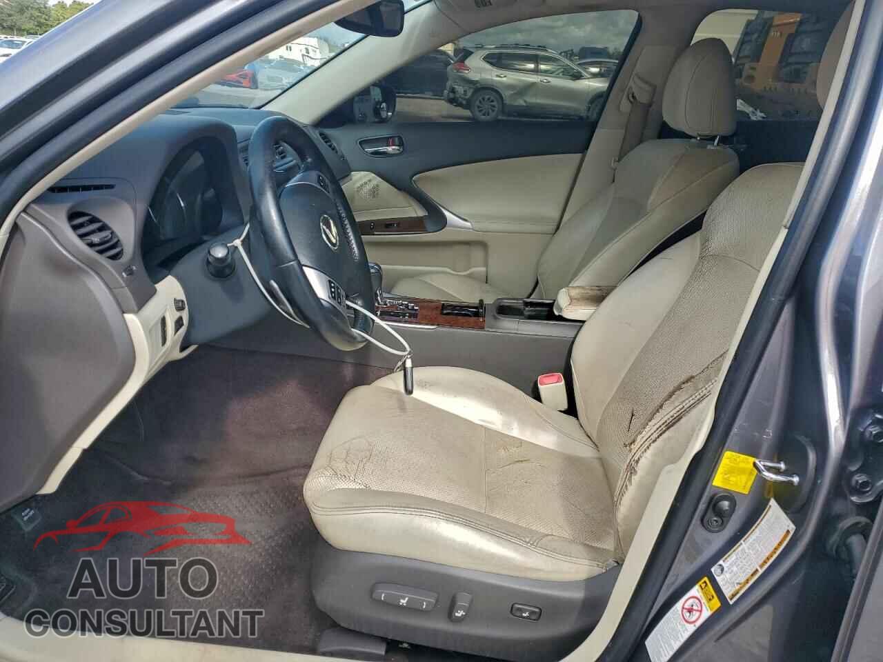 LEXUS IS 2013 - JTHBF5C29D5191121