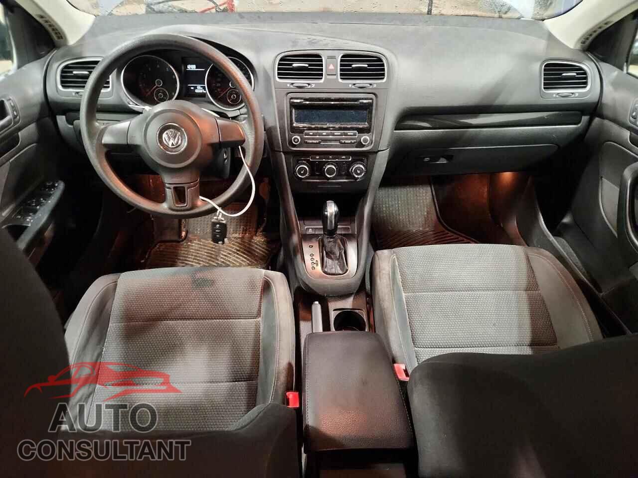VOLKSWAGEN GOLF 2012 - 3VWPX7AJ8CM698933