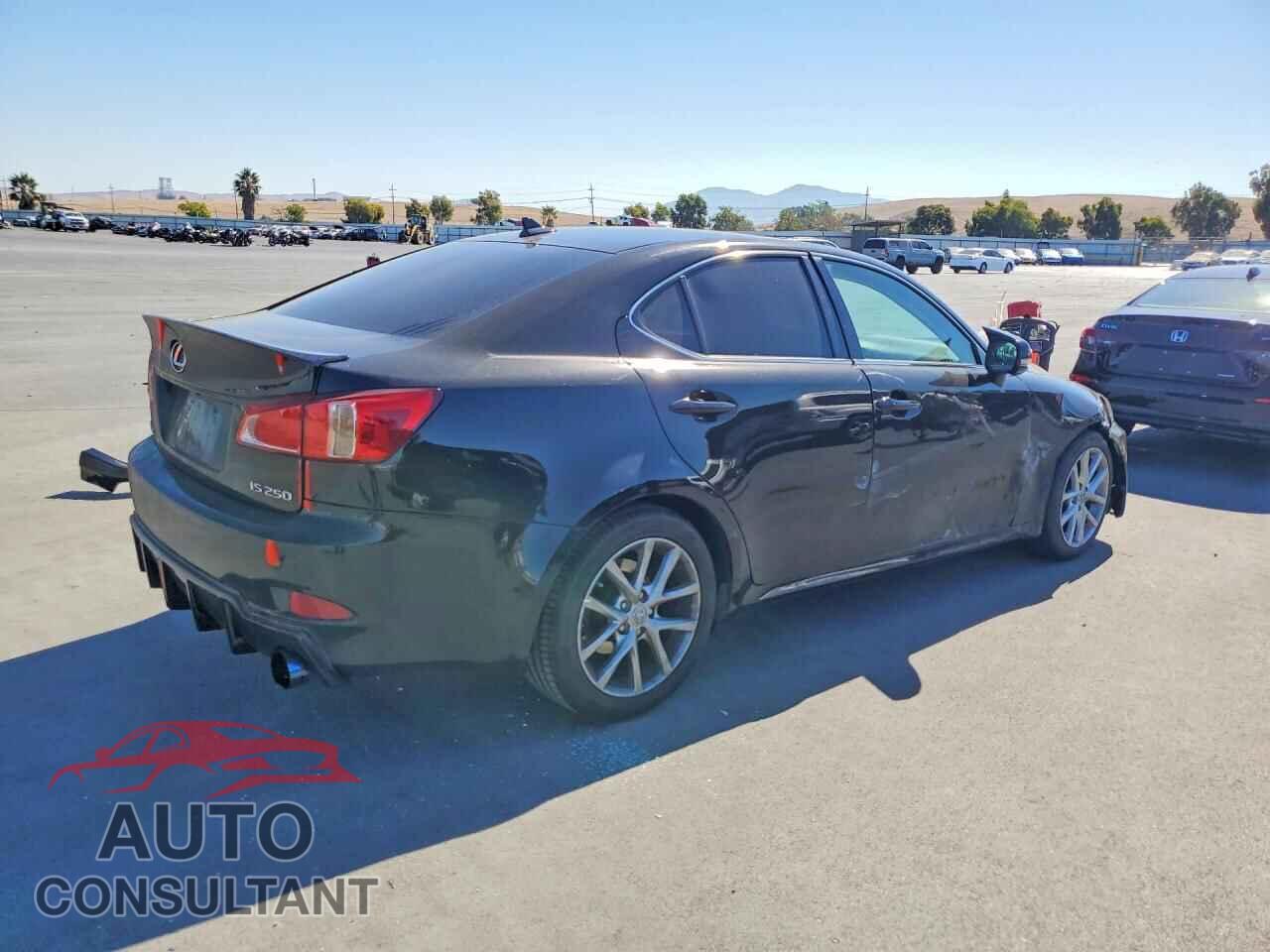 LEXUS IS 2011 - JTHBF5C26B5148739