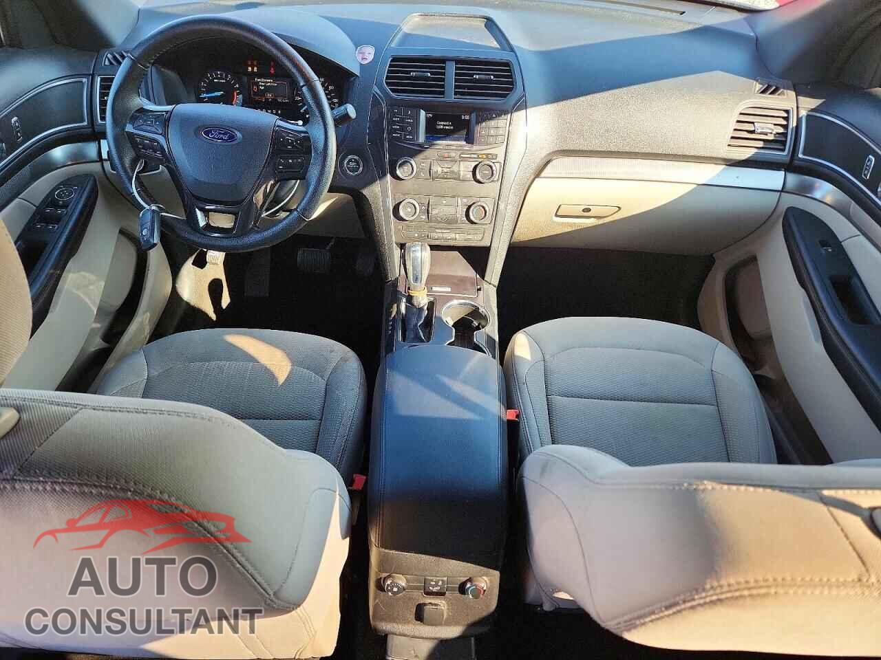 FORD EXPLORER 2018 - 1FM5K7D84JGB15116