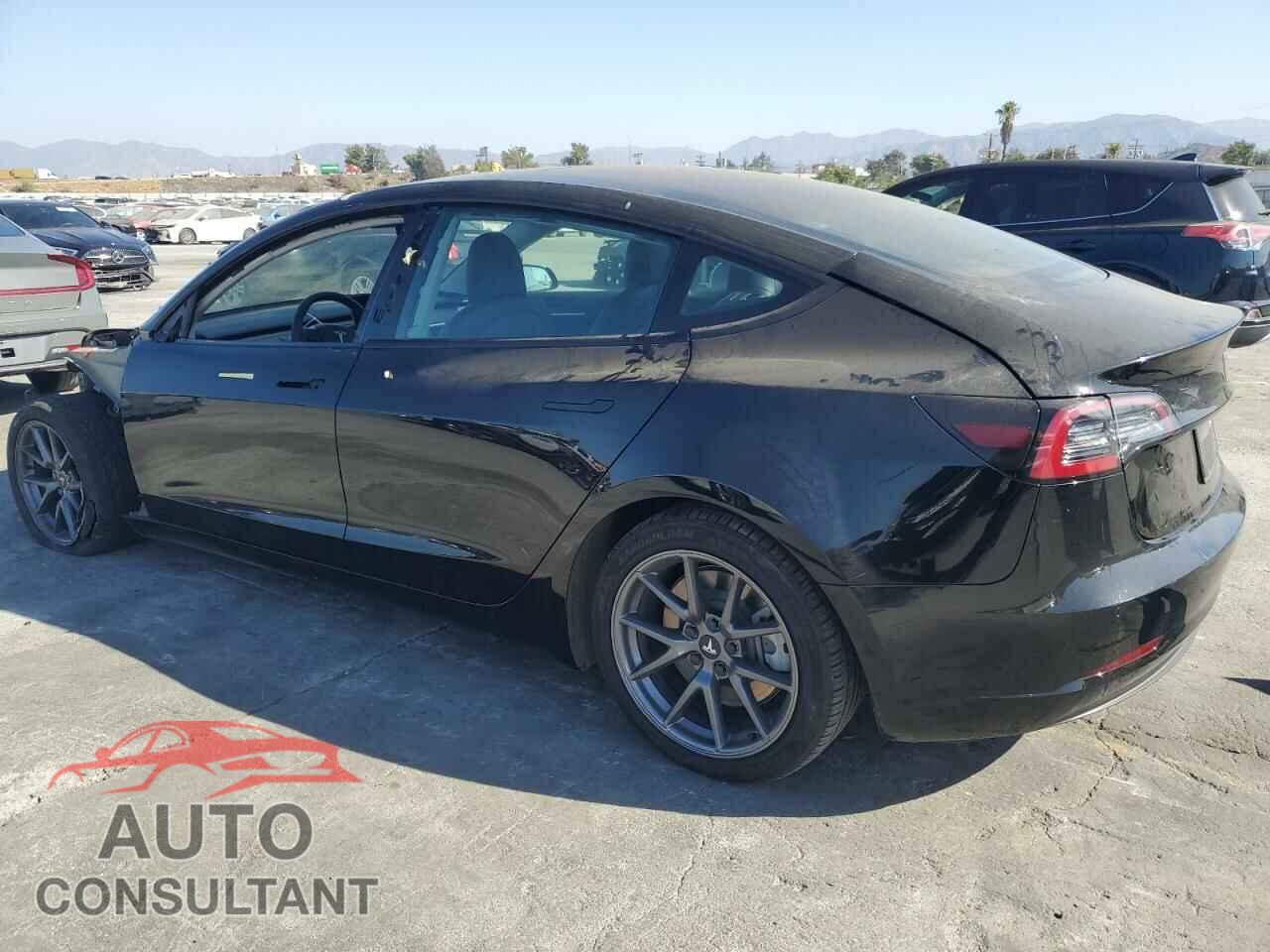 TESLA MODEL 3 2022 - 5YJ3E1EA0NF288049