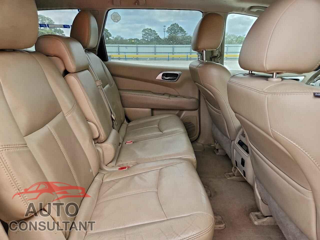 NISSAN PATHFINDER 2014 - 5N1AR2MM5EC655730