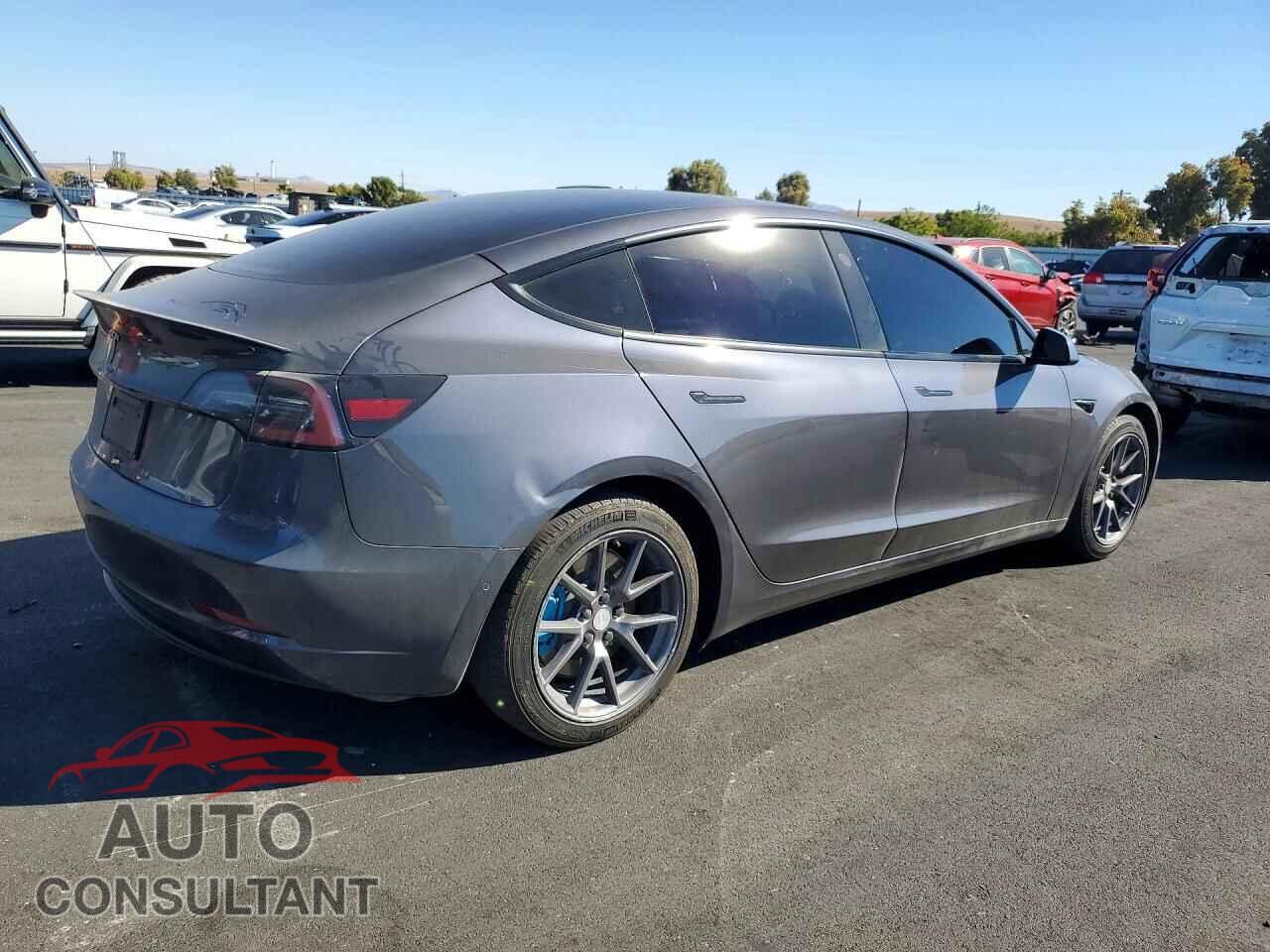 TESLA MODEL 3 2021 - 5YJ3E1EA1MF007259