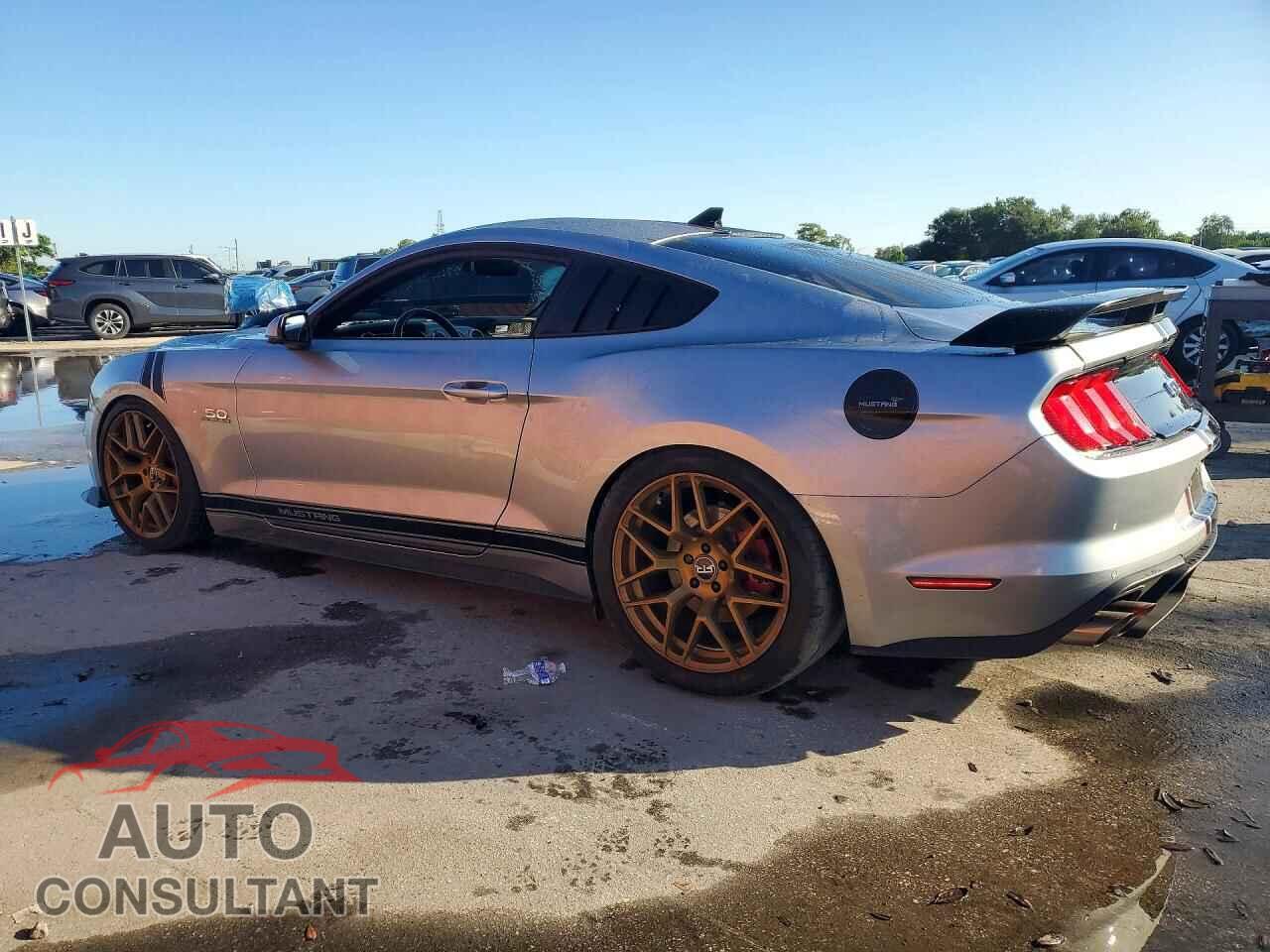 FORD MUSTANG 2021 - 1FA6P8CF7M5151128