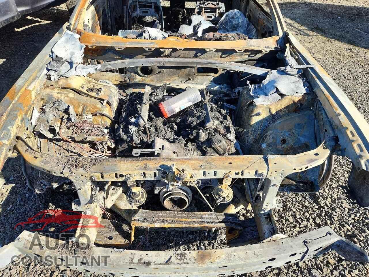 DODGE CHALLENGER 2018 - 2C3CDZBTXJH130740