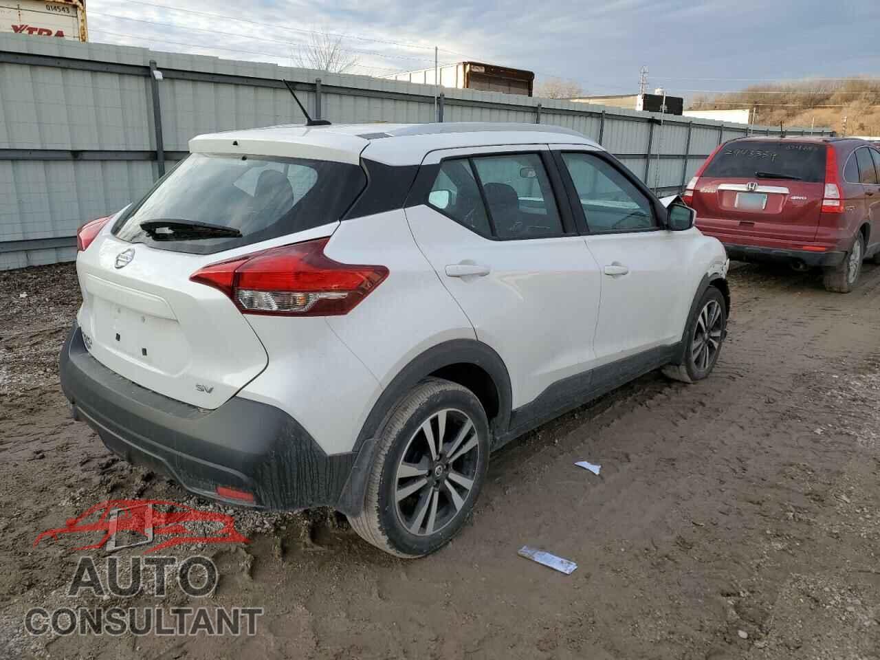NISSAN KICKS 2019 - 3N1CP5CU4KL483408