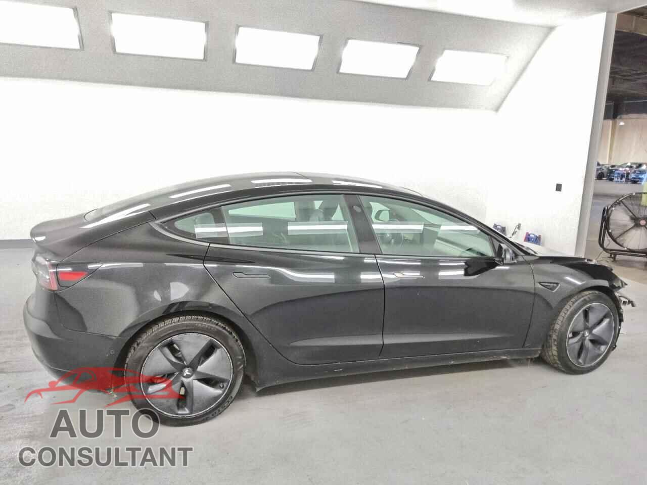 TESLA MODEL 3 2022 - 5YJ3E1EA5NF286667