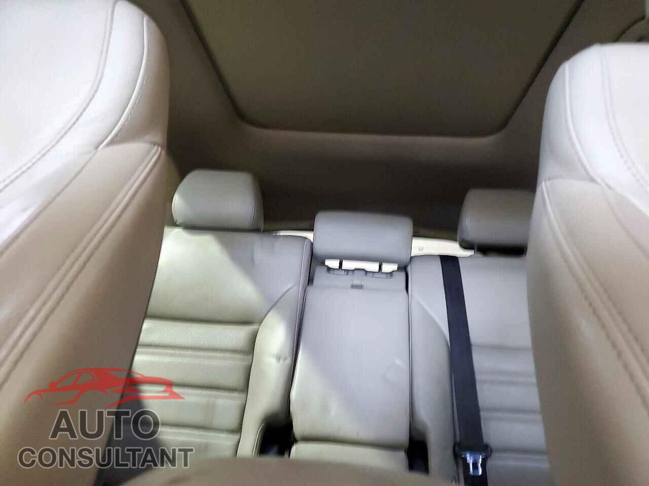 KIA SORENTO 2017 - 5XYPHDA52HG260429